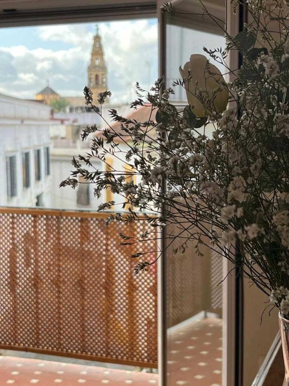 Appartamento El Balcon De La Torre Cordova Esterno foto