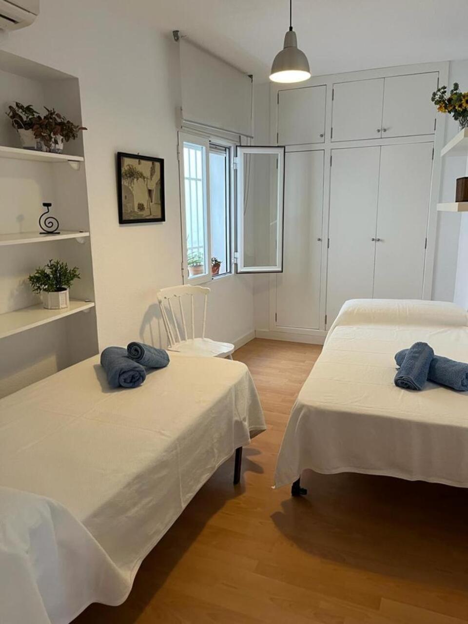 Appartamento El Balcon De La Torre Cordova Esterno foto