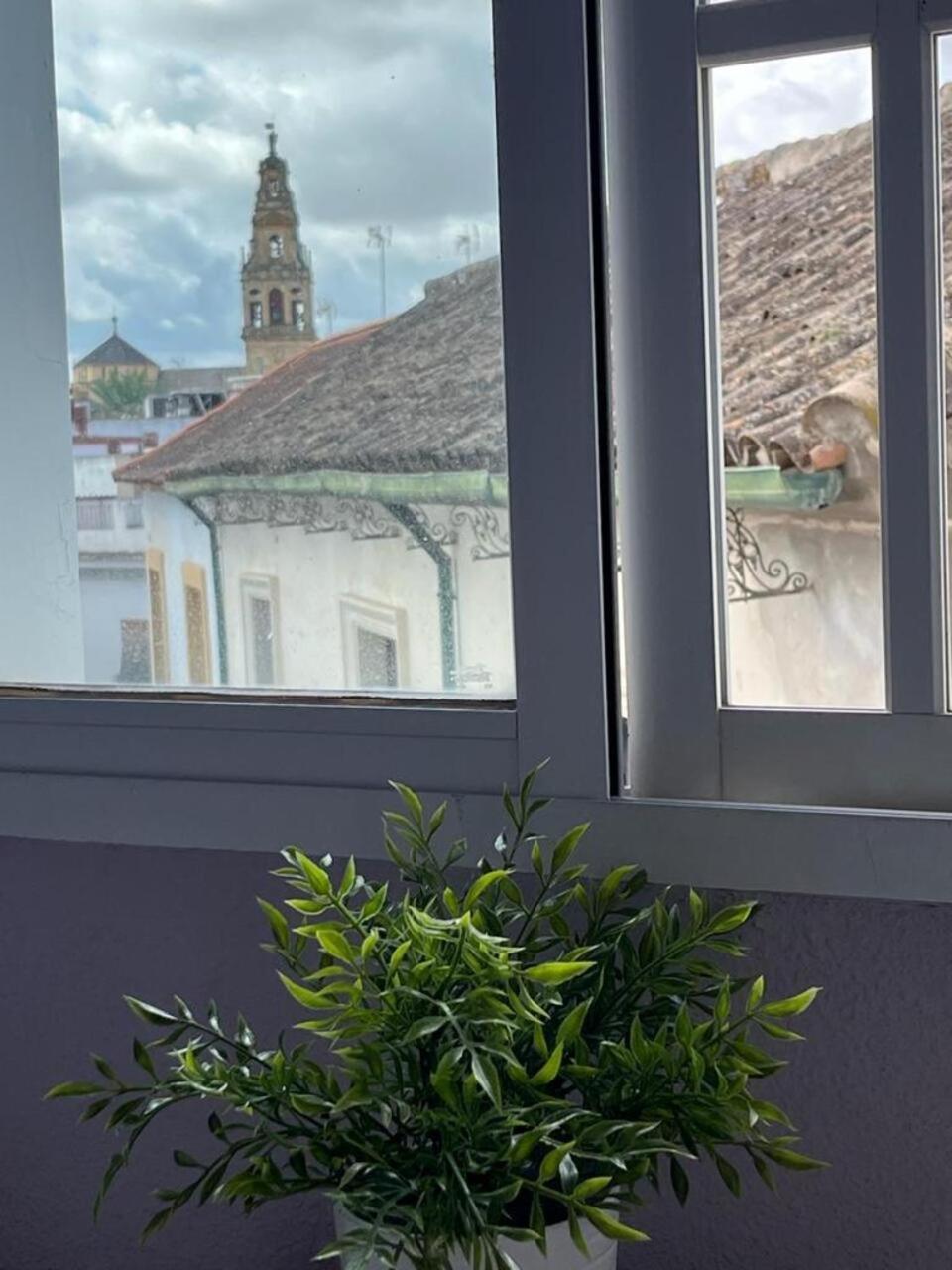 Appartamento El Balcon De La Torre Cordova Esterno foto