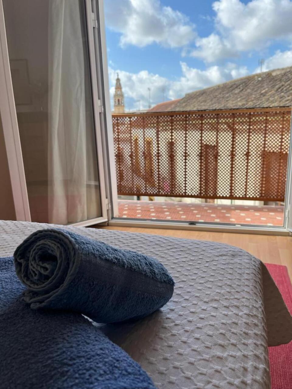 Appartamento El Balcon De La Torre Cordova Esterno foto